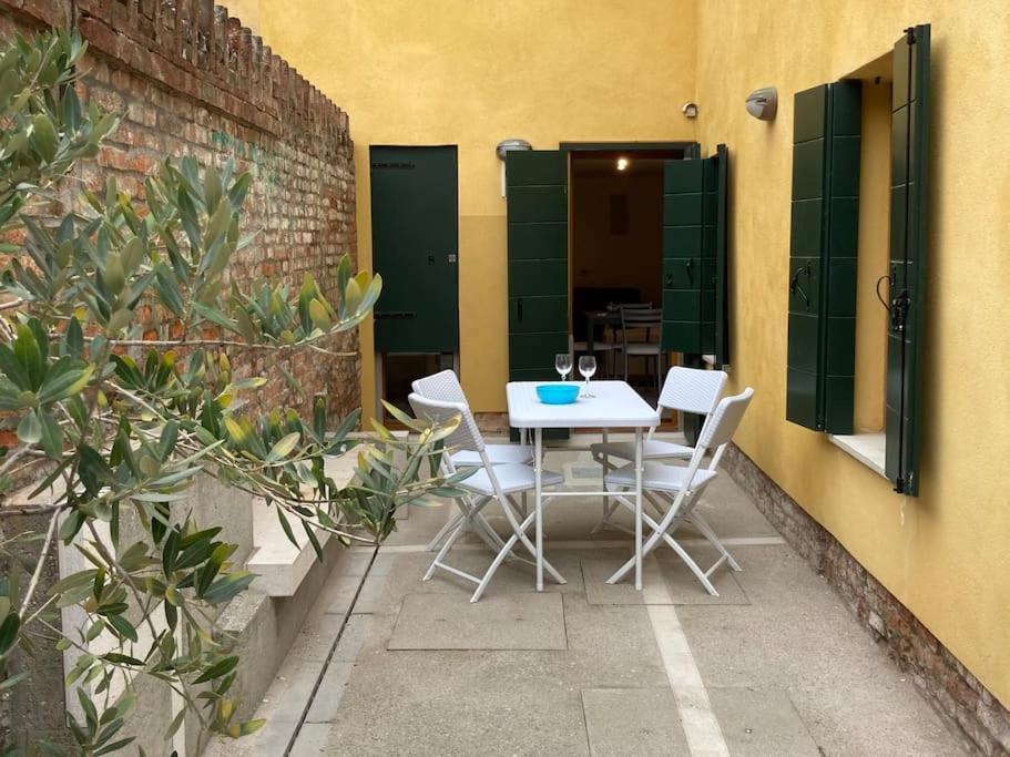 Appartamento Tre Archi Con Corte Privata البندقية المظهر الخارجي الصورة